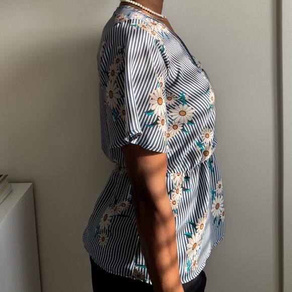 Nordstrom Sienna Sky Blue Floral Striped Wrap Top - Picture 7 of 7